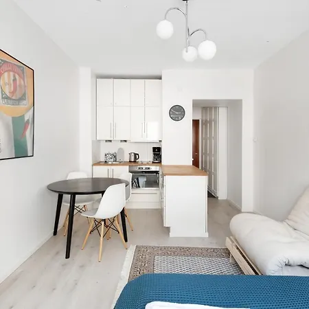 Wehost Fully Equipped Studio In Design District